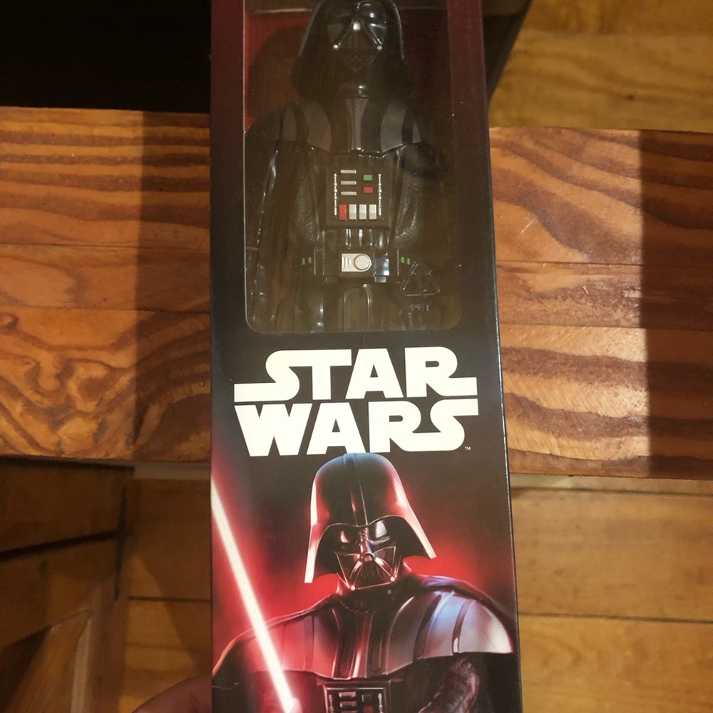 Star Wars the revenge of the sith Darth Vader figure